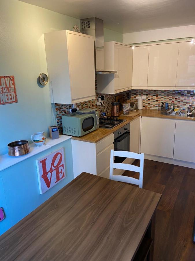 Great Rooms In An Uber Cool Flat! London Bridge エクステリア 写真