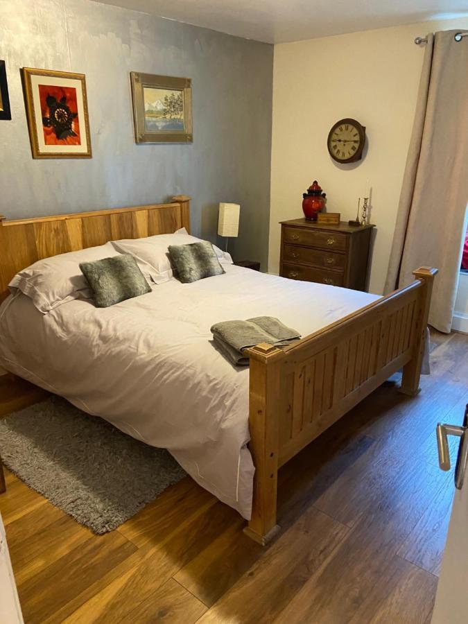 Great Rooms In An Uber Cool Flat! London Bridge エクステリア 写真